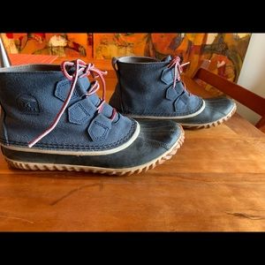 Sorel Out ‘n About Boots size 8.5